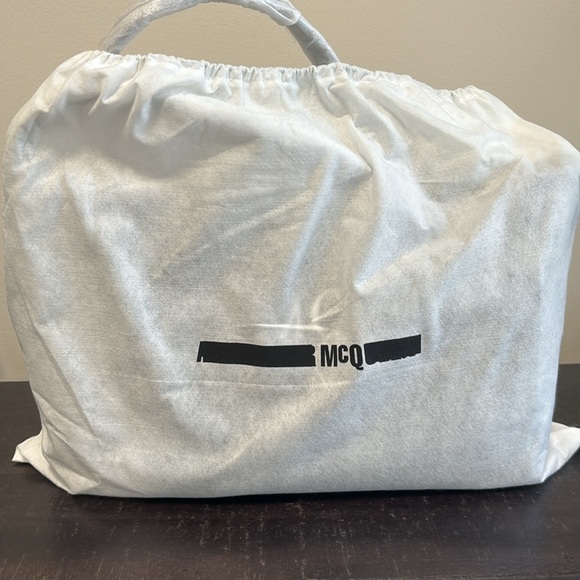 Alexander McQueen Leather Tote - Picture 10 of 14